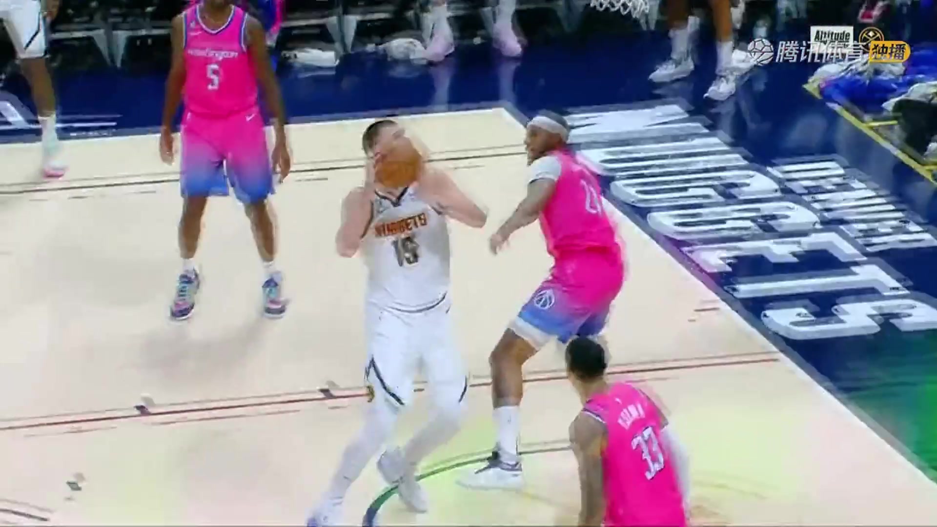 這效率要沖三連MVP？約基奇20中17爆砍43分14板8助5斷皆全隊最高（約基奇砍32分20籃板10助攻）